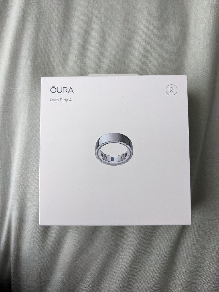 Oura ring 4 size 9 silver, Gebruikt, Oura, Ophalen of Verzenden, Waterdicht