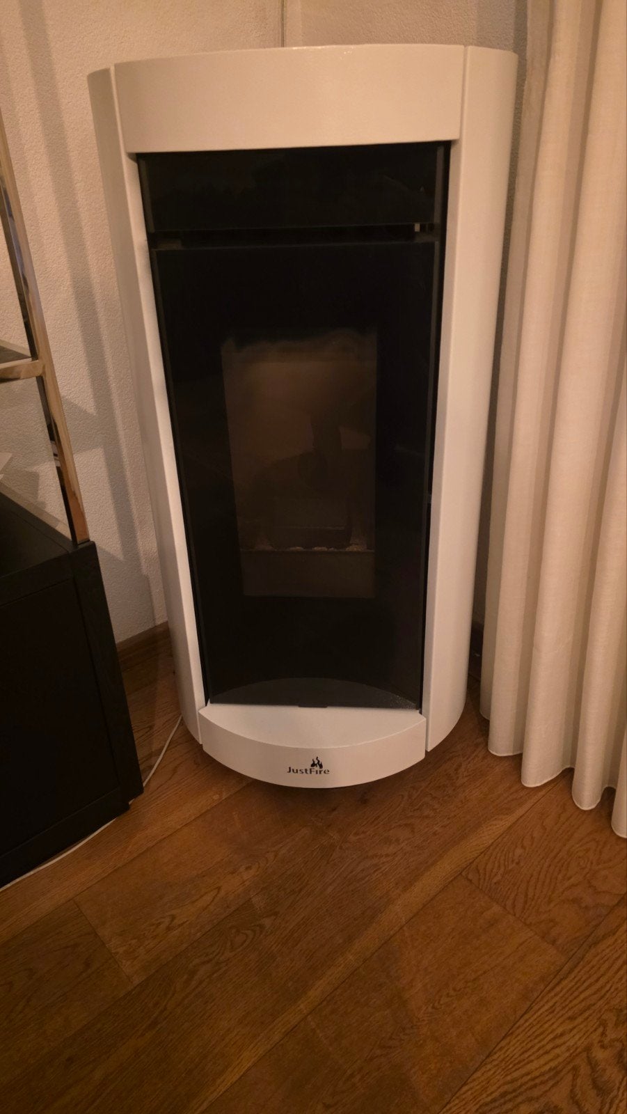 Justitie 13kW Pelletkachel met dubbelwandige afvoerpijp, Huis en Inrichting, Overige brandstoffen, Ophalen of Verzenden, Zo goed als nieuw