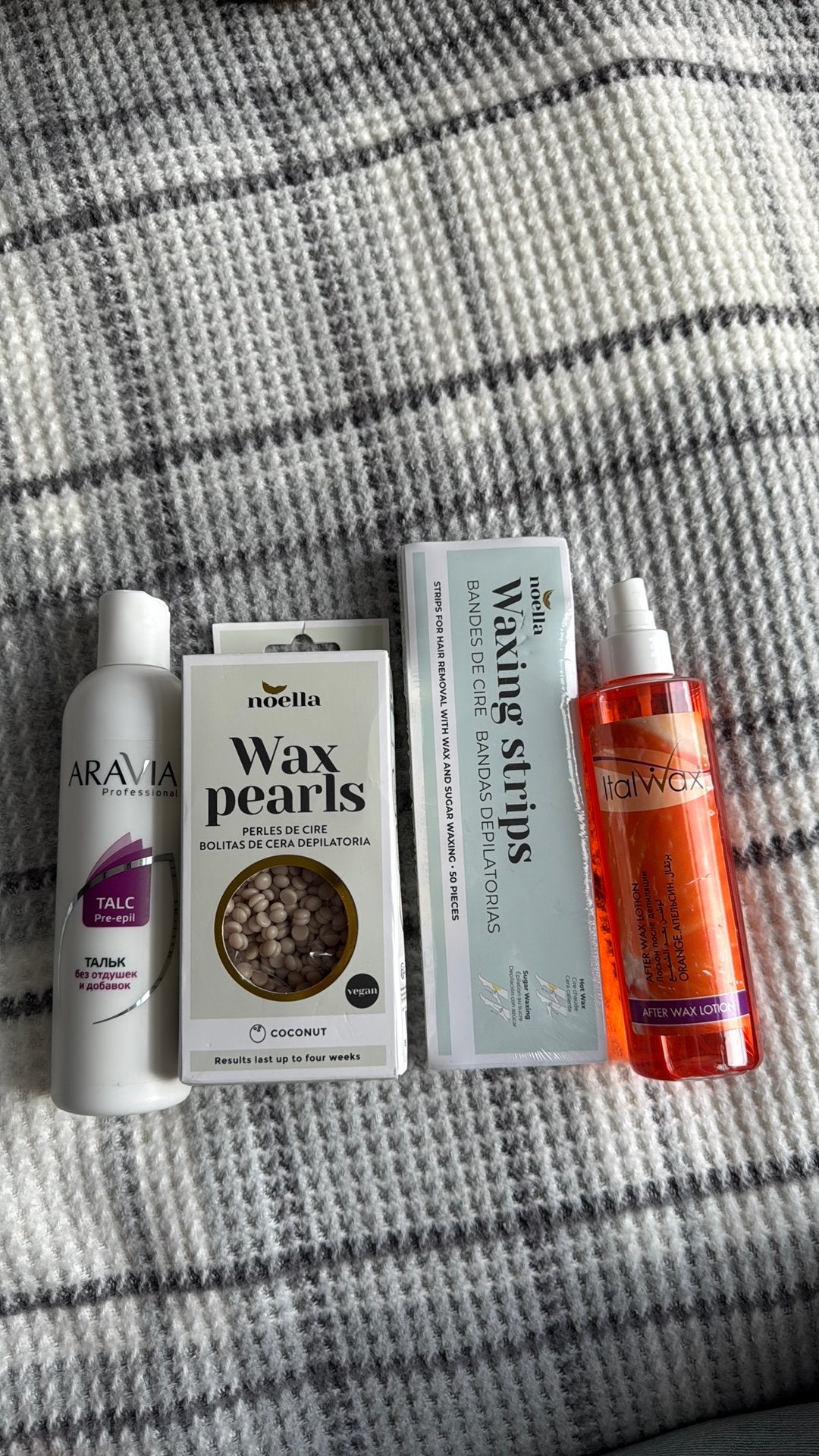 Waxing set – wax pearls, strips, lotion & talc, Ophalen of Verzenden, Zo goed als nieuw, Handen en Nagels