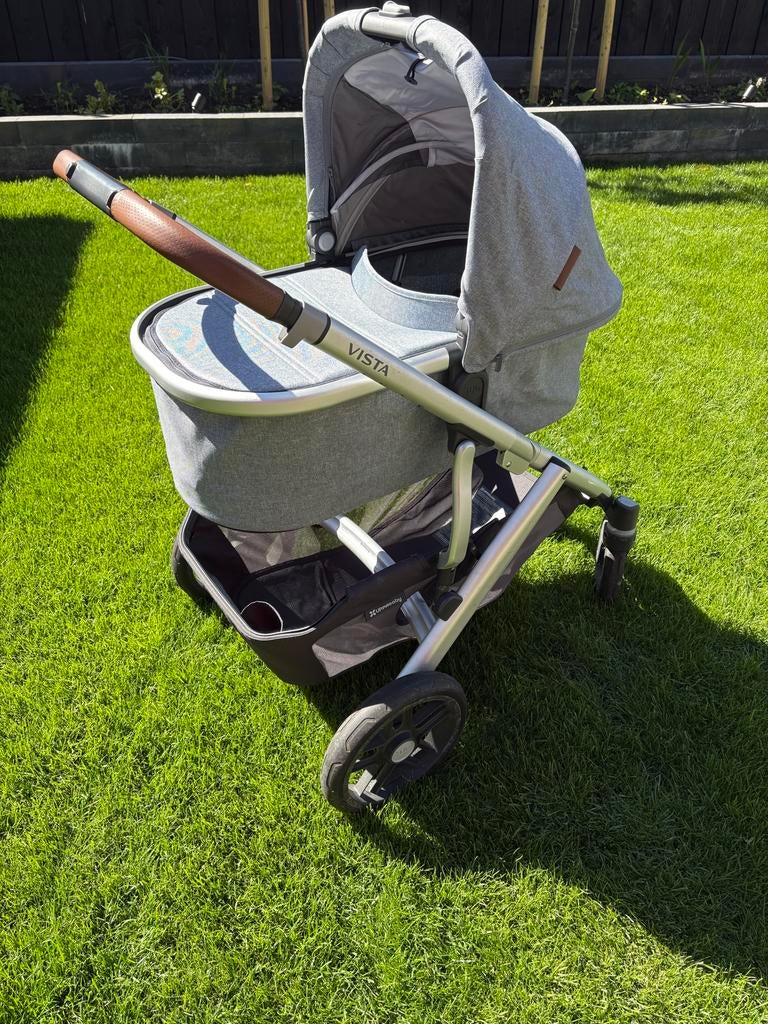 Uppa Baby Vista 2 in 1 kinderwagen, Kinderen en Baby's, Kinderwagens en Combinaties, Gebruikt, Combiwagen, Met reiswieg, Ophalen