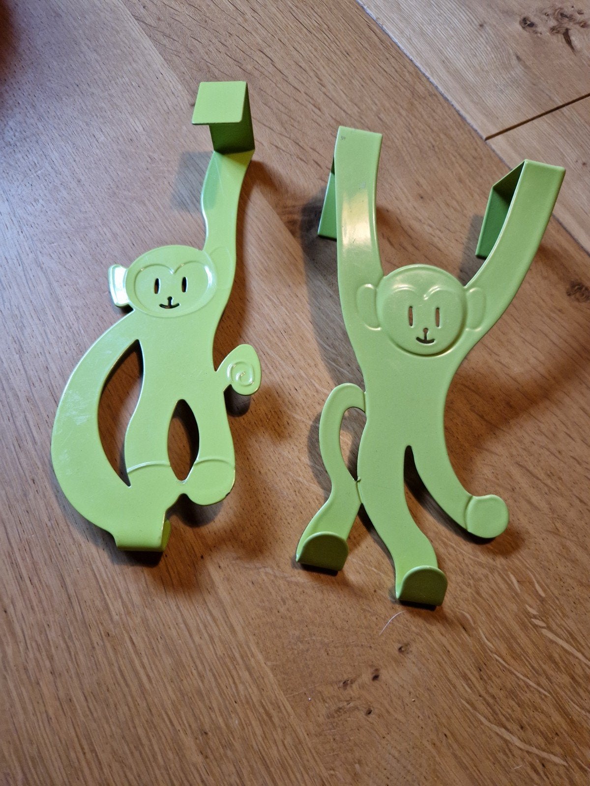 2x Metalen Deur Kapstokjes Aap, Groen, Ophalen of Verzenden, Kapstokje