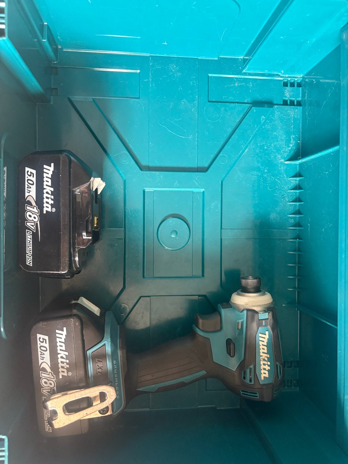 Makita DTD172 18V slagschroevendraaier met 2x 5.0Ah accu's, 600 watt of meer, Variabele snelheid, Ophalen of Verzenden, Zo goed als nieuw