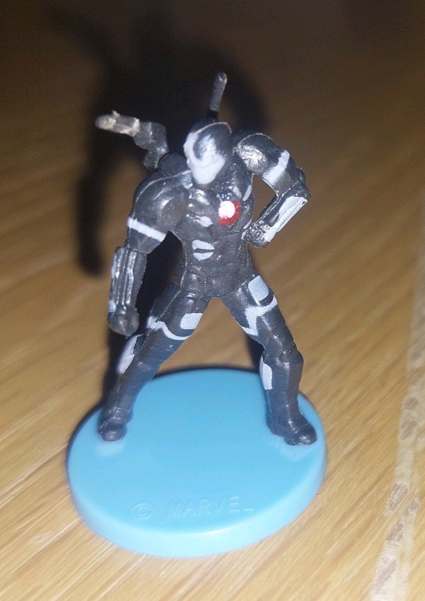 Marvel actie helden poppetje 4 cm hoog m, Verzenden, Gebruikt