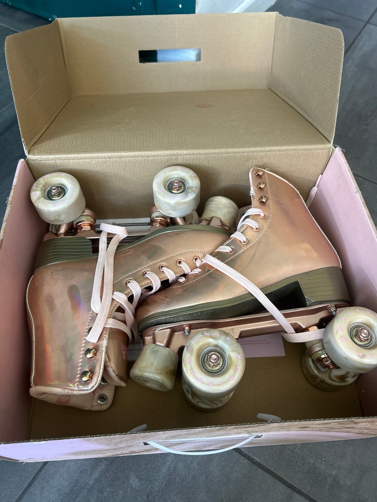 Impala Rollerskates Marawa Rose Gold - Maat 37, Ophalen, Zo goed als nieuw, Dames