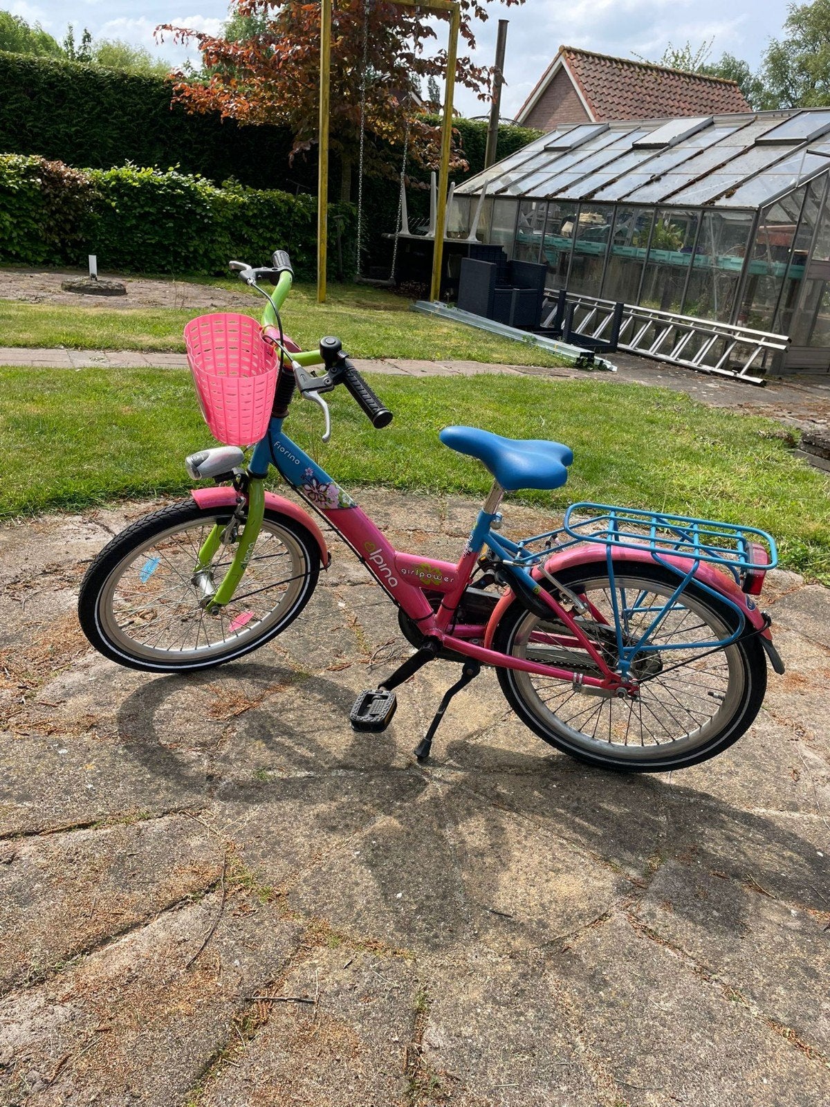 Kinderfiets alpina roze met blauw fiets 20 inch, Fietsen en Brommers, Fietsen | Kinderfietsjes, Ophalen, Gebruikt, 20 inch of meer
