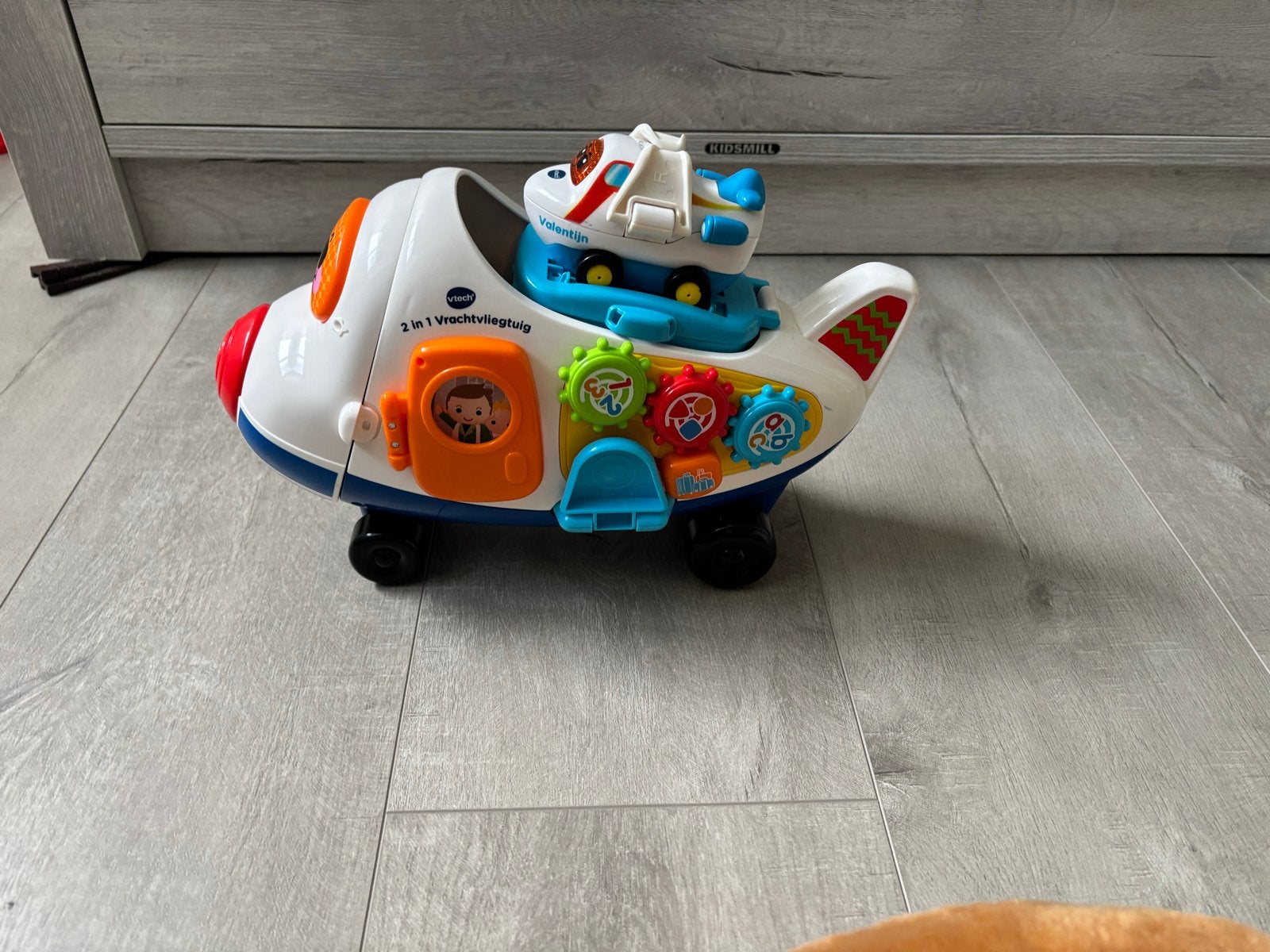 VTech 2-in-1 Vrachtvliegtuig met helikopter, Ophalen, Zo goed als nieuw, Ontdekken, Met licht
