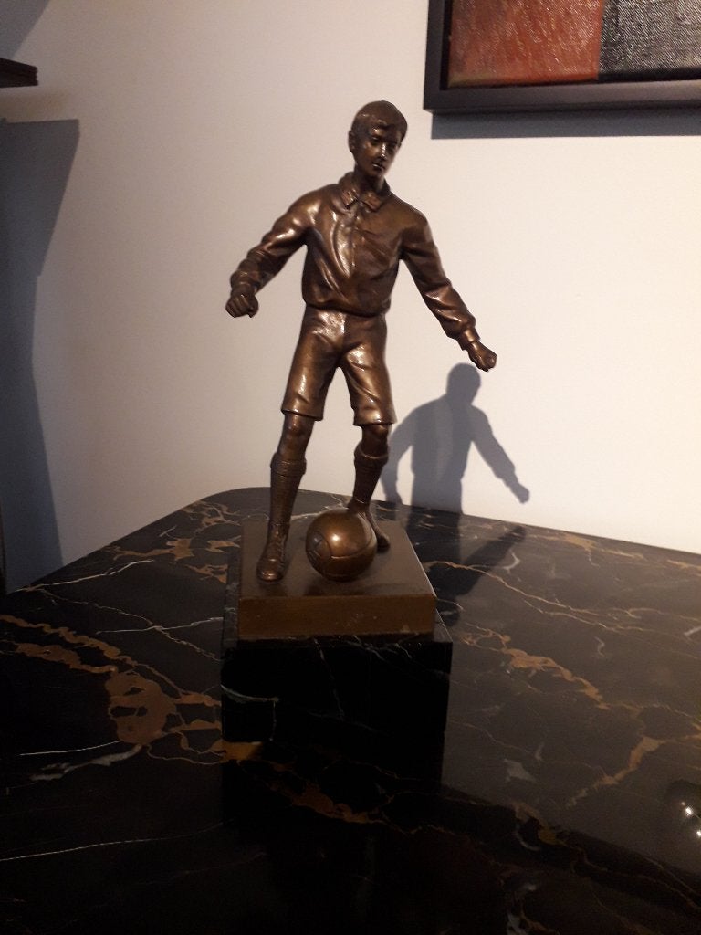 ANTIEK BRONZEN VOETBALLER ART DECO BEELD van V.DEMARET, Ophalen of Verzenden, Brons