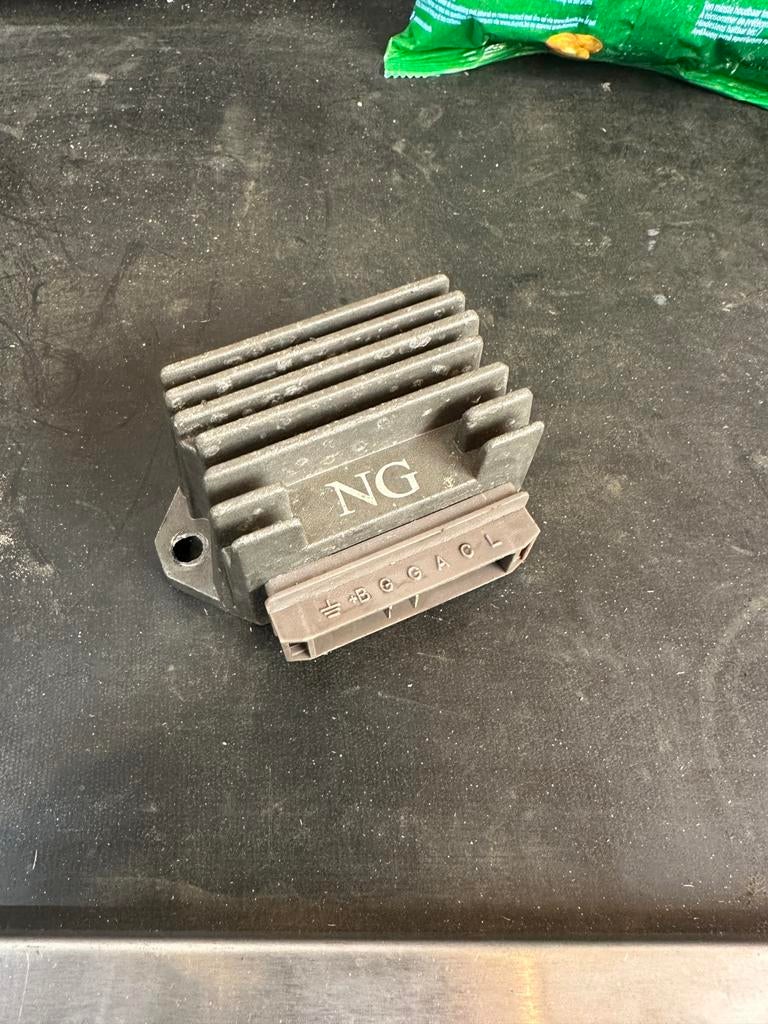 Piaggio skipper 125cc spannings regelaar., Fietsen en Brommers, Scooters | Piaggio, Ophalen of Verzenden, Zo goed als nieuw, Tweetakt