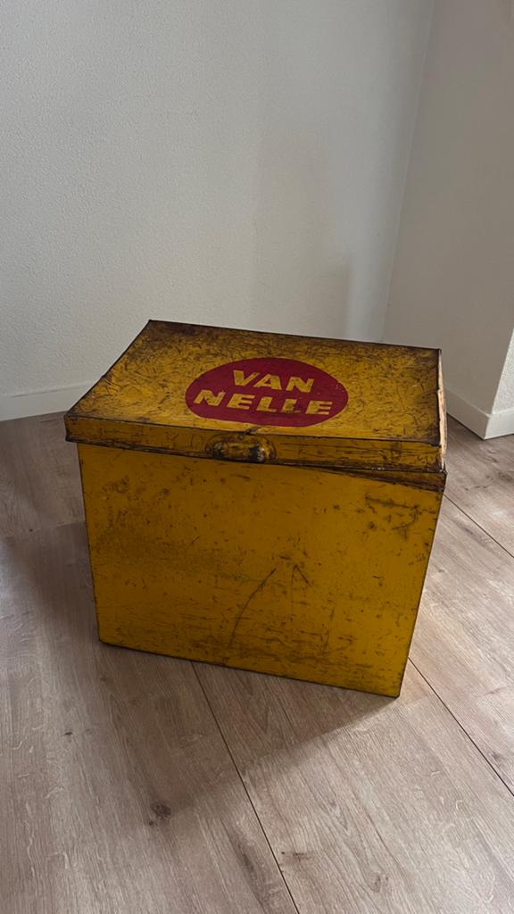 Vintage Van Nelle Blikken Kist - Geel, Verzamelen, Blikken, Gebruikt, Ophalen