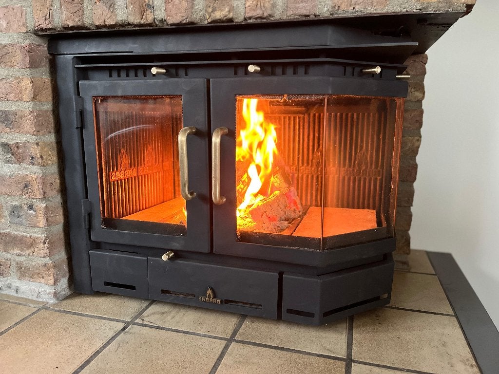 Barbas hoekkachel i.z.g.s.  veel nieuwe onderdelen, Houtkachel, Ophalen of Verzenden, Zo goed als nieuw, Inbouw