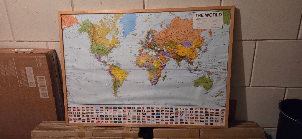 Ingelijste wereldkaart (unieke weergave), Onbekend, 2000 tot heden, Ophalen of Verzenden, Wereld