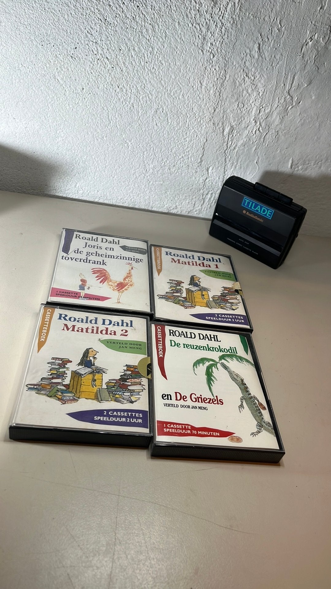 Roald Dalh cassette bandjes inclusief audiosonic speler, Ophalen of Verzenden, Overige typen