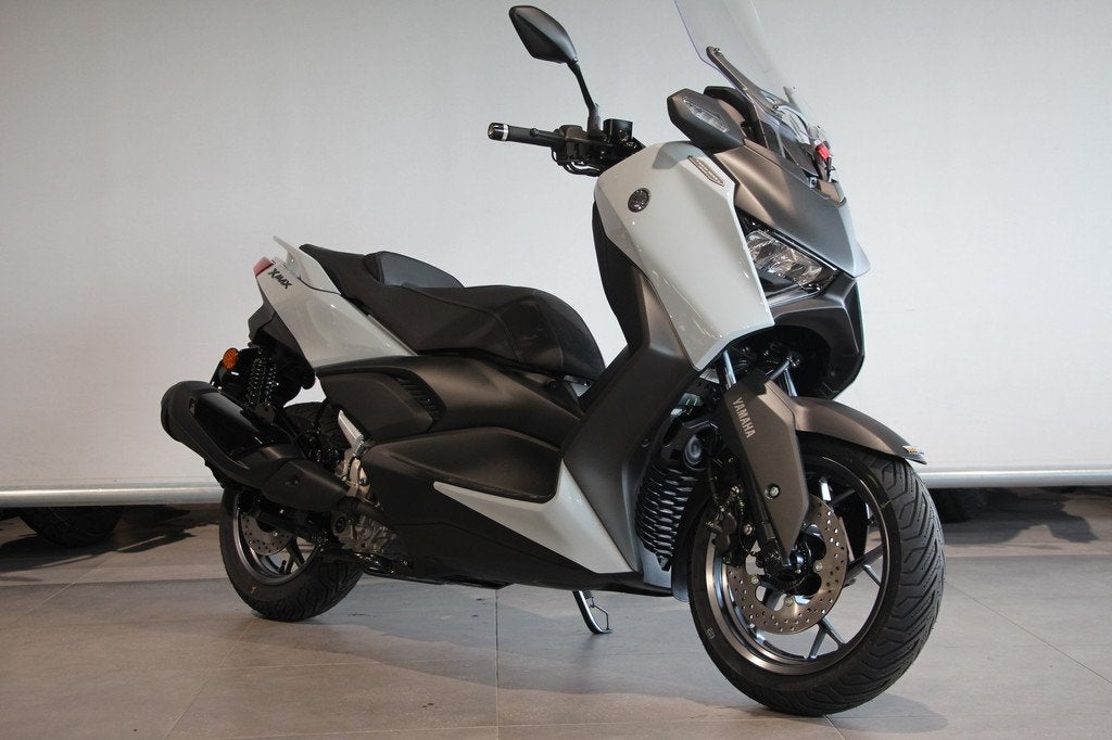 Yamaha X MAX 300 TECHMAX + (bj 2025), Scooter, Klantenservice@yamaha-motor.nl, Koolhovenlaan 101
1119 NC  Schiphol-Rijk, NL, 12 t/m 35 kW
