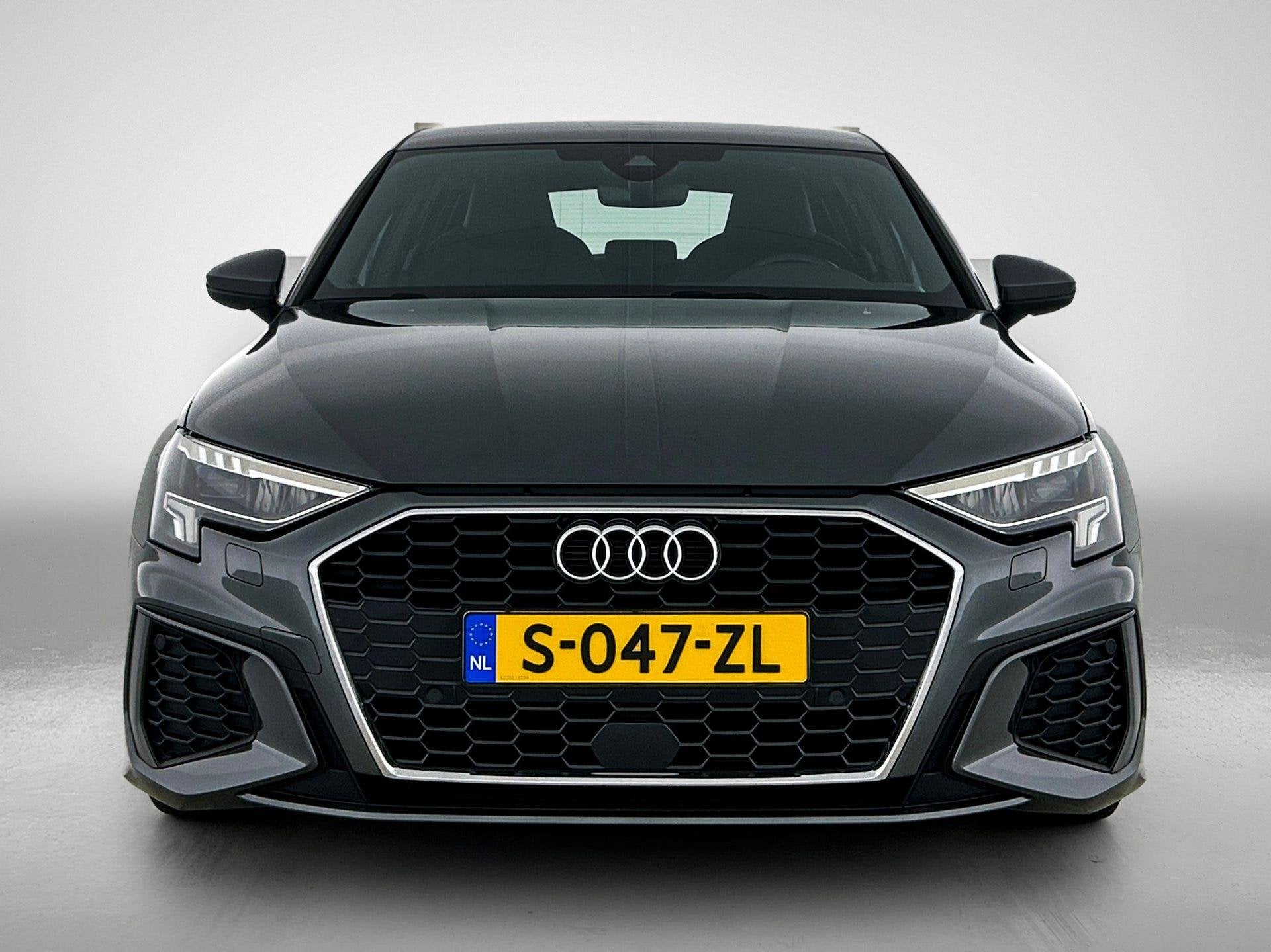 Audi A3 Sportback 30 TFSI S edition 110 PK | Automaat | Navi, Auto's, Gebruikt, Leder en Stof, Origineel Nederlands, Bedrijf