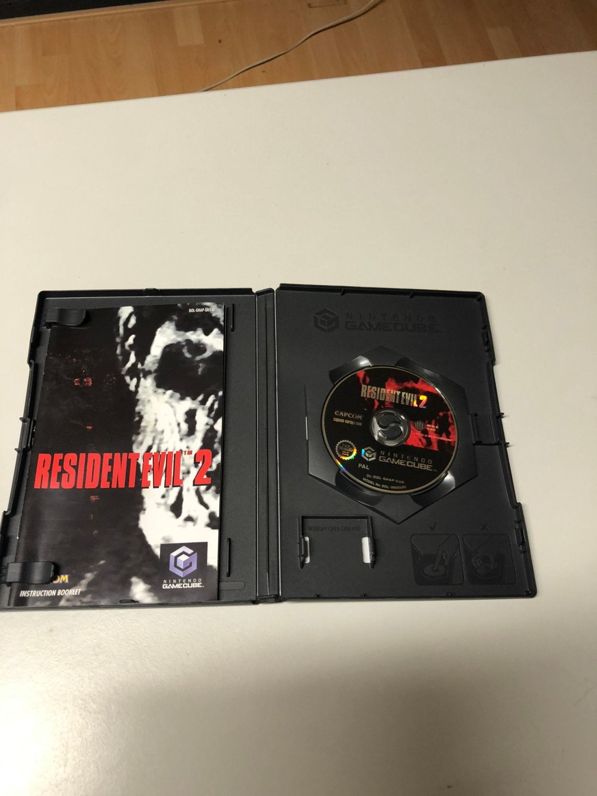 Resident Evil 2 GameCube, Spelcomputers en Games, Games | Nintendo GameCube, Avontuur en Actie, Vanaf 18 jaar, 1 speler, Ophalen of Verzenden