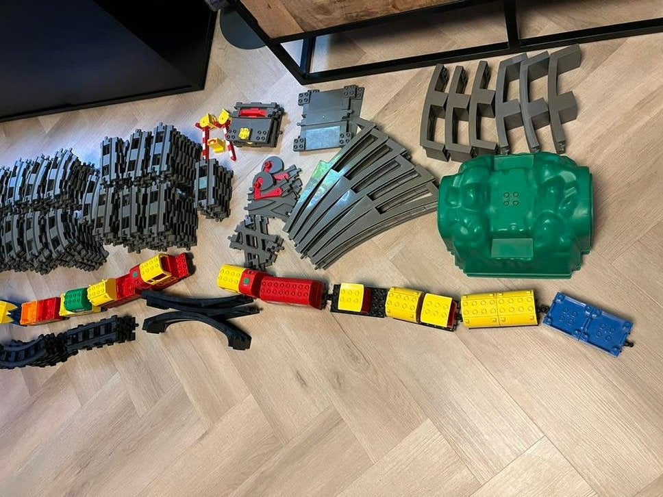 Originele LEGO Duplo rails en treinen 250+delig, Ophalen of Verzenden, Zo goed als nieuw, Duplo