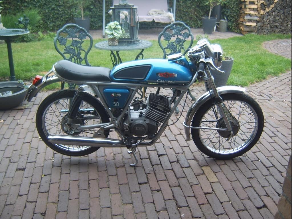 gitane testi champion super p6, Fietsen en Brommers, Brommers | Oldtimers, 6 versnellingen, Maximaal 45 km/u, 50 cc, Ophalen