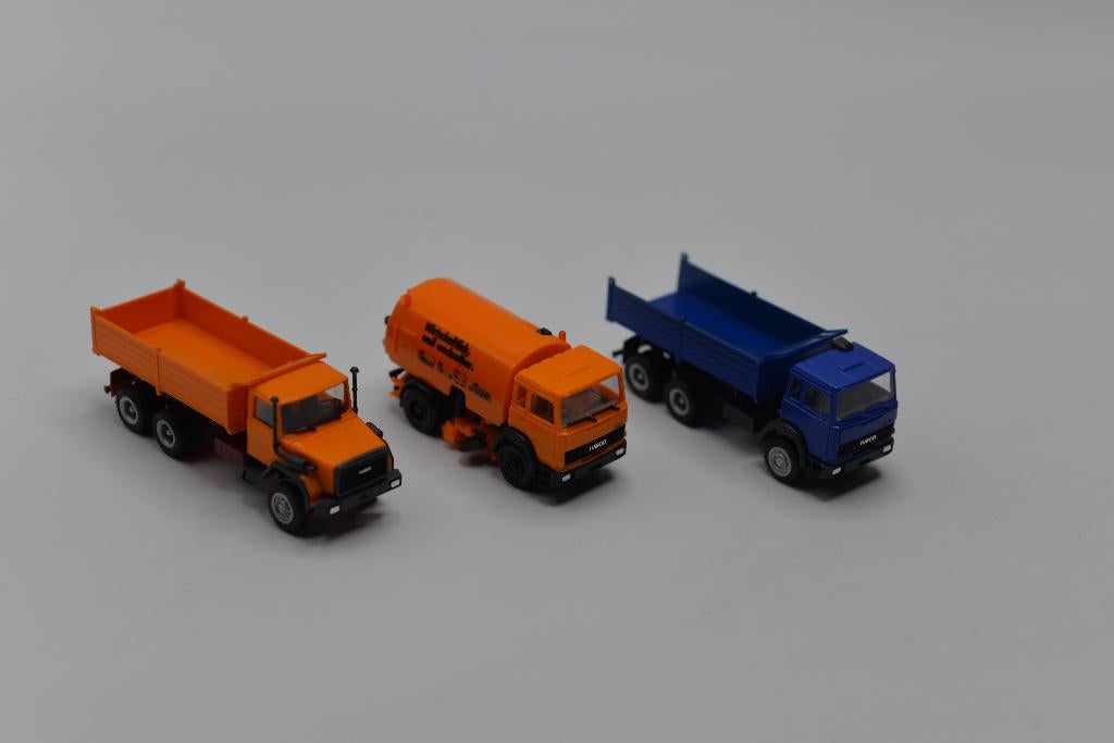3X Herpa Iveco vrachtwagen, Gebruikt, -, -, Bus of Vrachtwagen