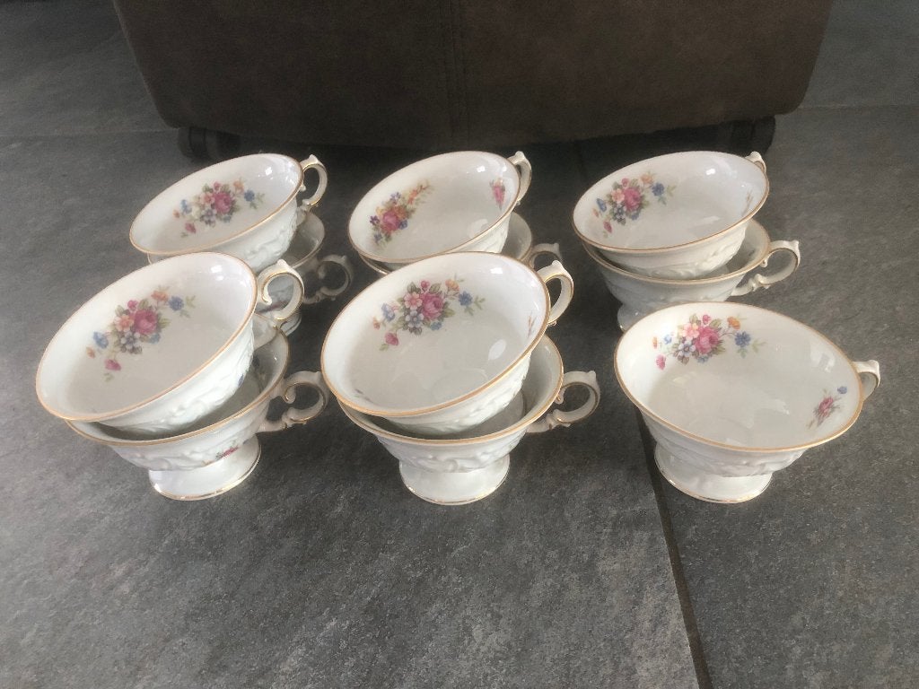 Luxe 11-12 persoons Wawel koffie- & gebakservies | 44-delig, Antiek en Kunst, Ophalen