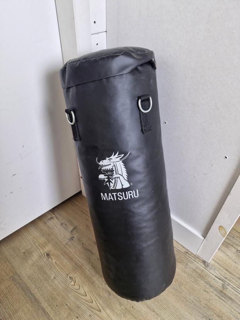 ZGAN Bokszak Matsuru 15kg 70cm, Ophalen, Zo goed als nieuw, Bokszak