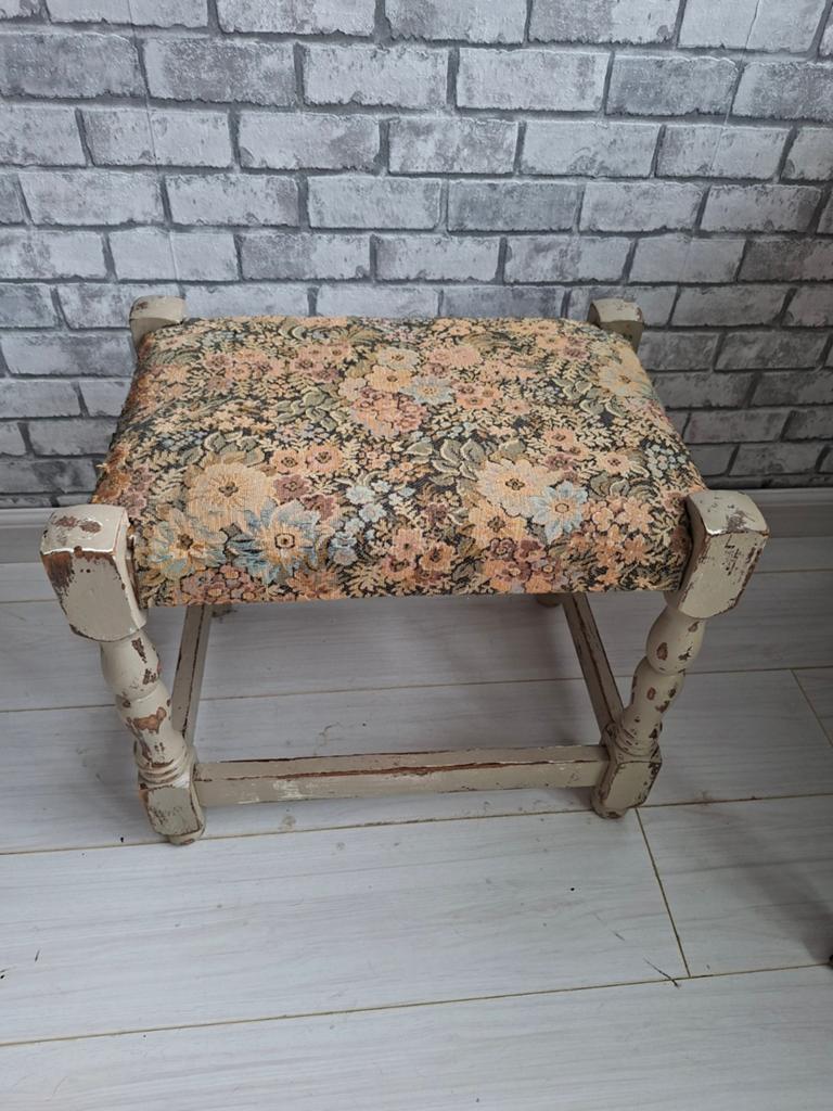 Brocante voetenbakje, Ophalen