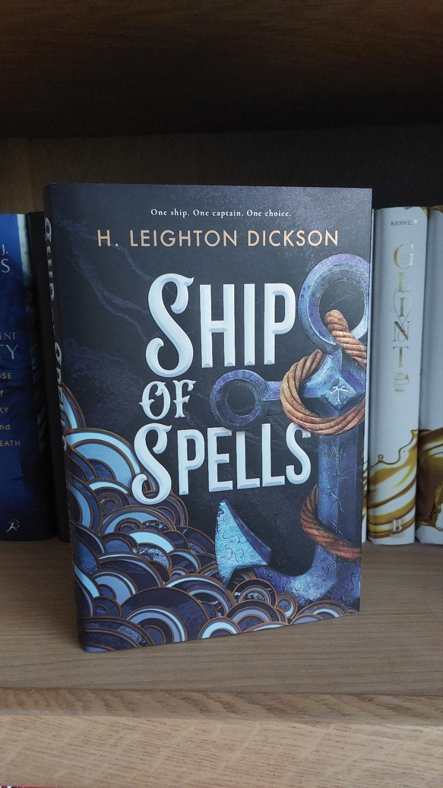 Ship of Spells - limited deluxe editie (Hardcover), Ophalen of Verzenden, Zo goed als nieuw, H. Leighton Dickson