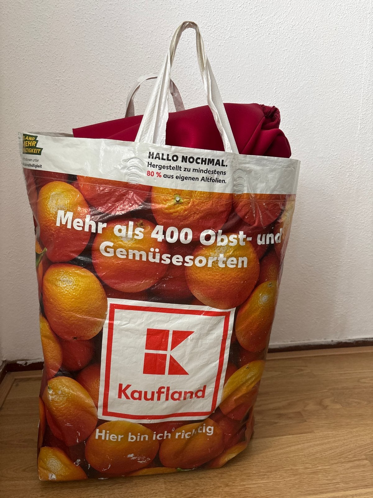 Grote zak dameskleding: jeans, shorts, tops, feestjurkjes, Ophalen, Gedragen, Maat 34 (XS) of kleiner