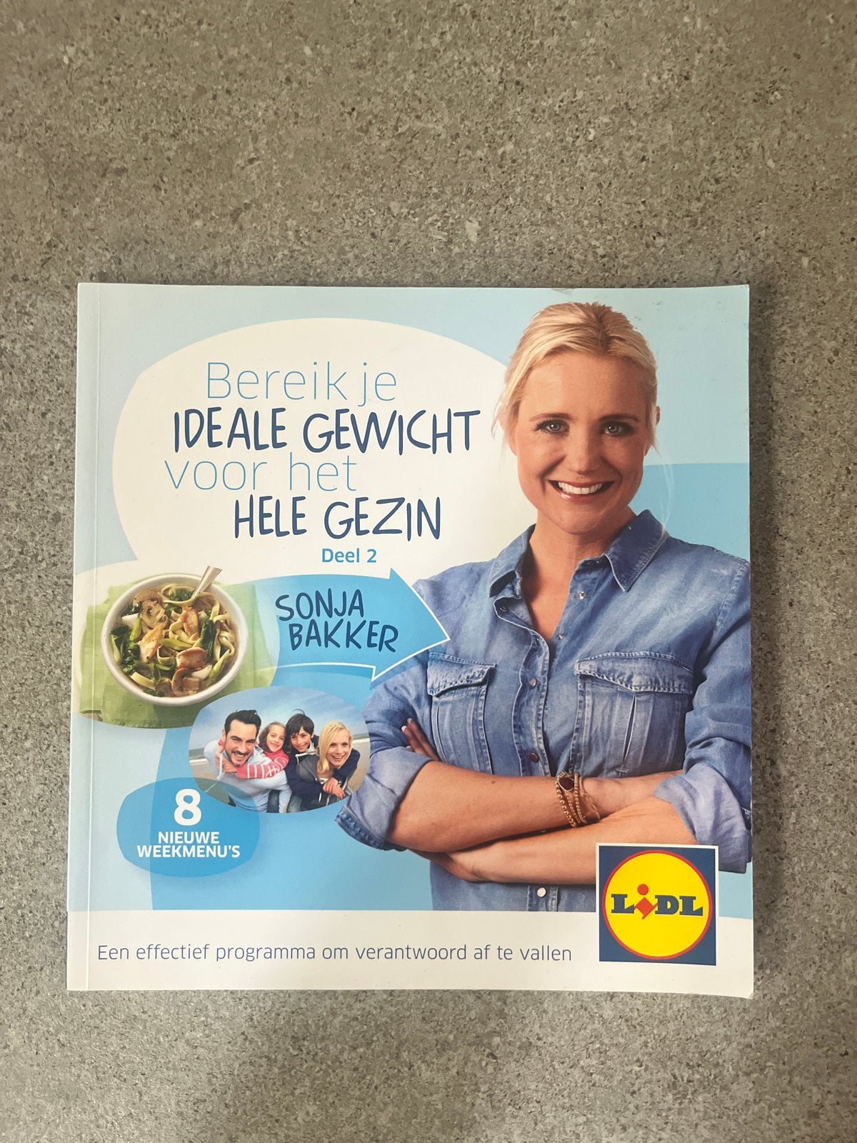 Bereik je Ideale Gewicht voor het Hele Gezin - Sonja Bakker, Ophalen of Verzenden, Zo goed als nieuw, Dieet en Voeding