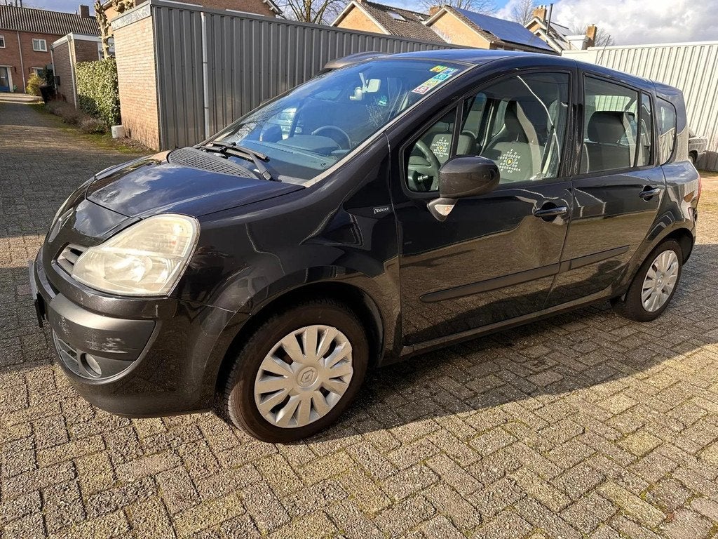 Renault Modus Grand 1,5 dci 2011 euro 5 airco (bj 2011), Auto's, Euro 5, Stof, Gebruikt, Zwart