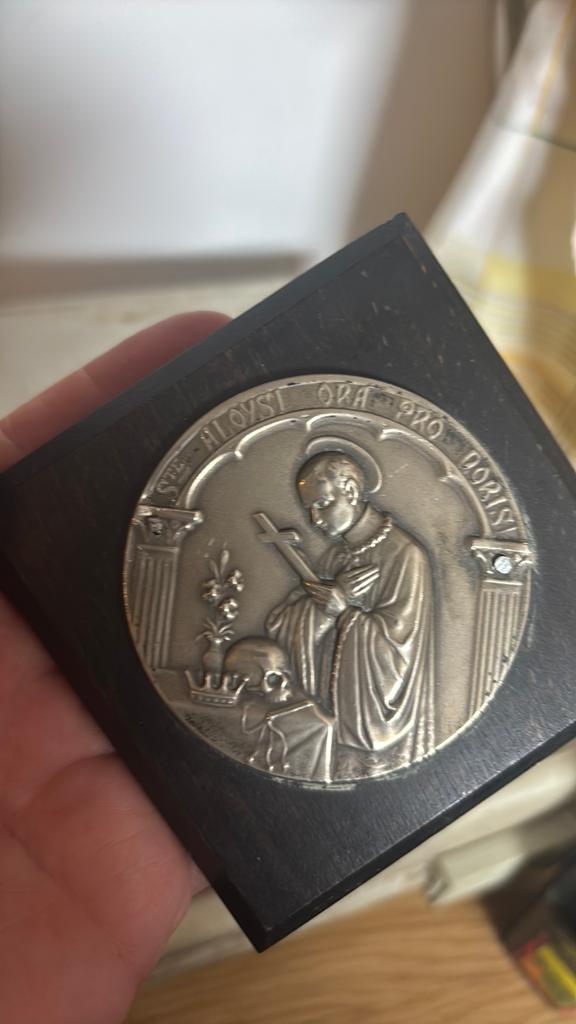 Antieke Plaquette met Religieuze Afbeelding 9 cm, Ophalen of Verzenden