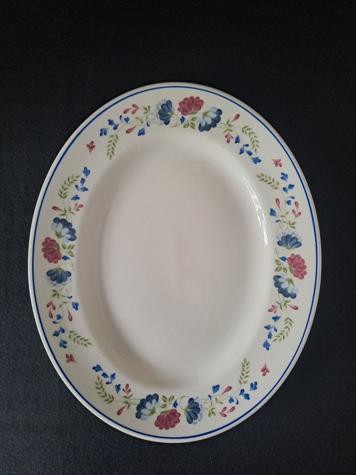 Ovalen serveerschaal Fiore van Woods & Sons, Ophalen of Verzenden, Aardewerk, Overige stijlen, Schaal of Schalen