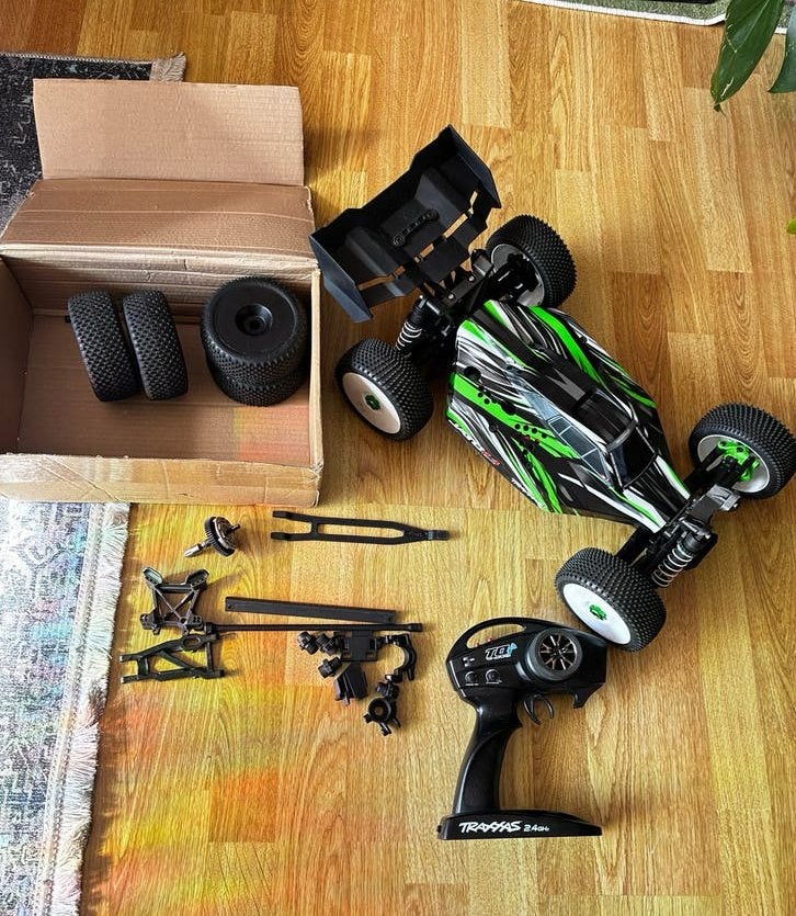 Traxxas Jato 3s max 10, Hobby en Vrije tijd, Ophalen of Verzenden, Zo goed als nieuw, Auto offroad