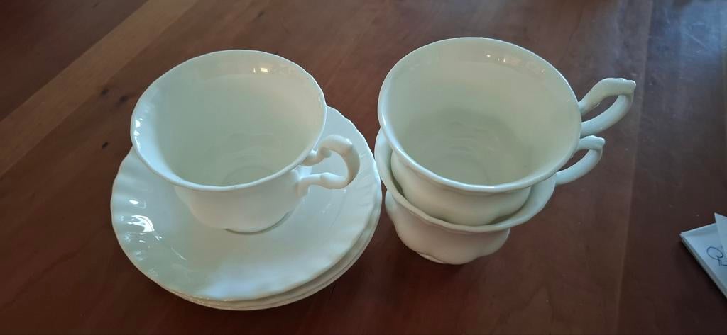 Royal Albert Reverie 3 kop en schotels + lepelvaasje, Ophalen of Verzenden