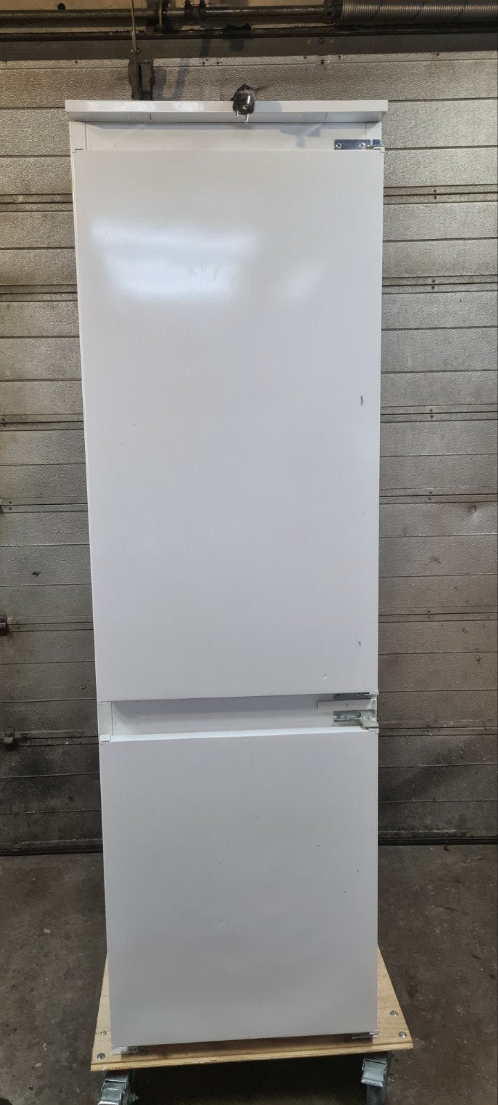 inbouw koel vries kombinatie., 200 liter of meer, Ophalen, Met aparte vriezer, 160 cm of meer