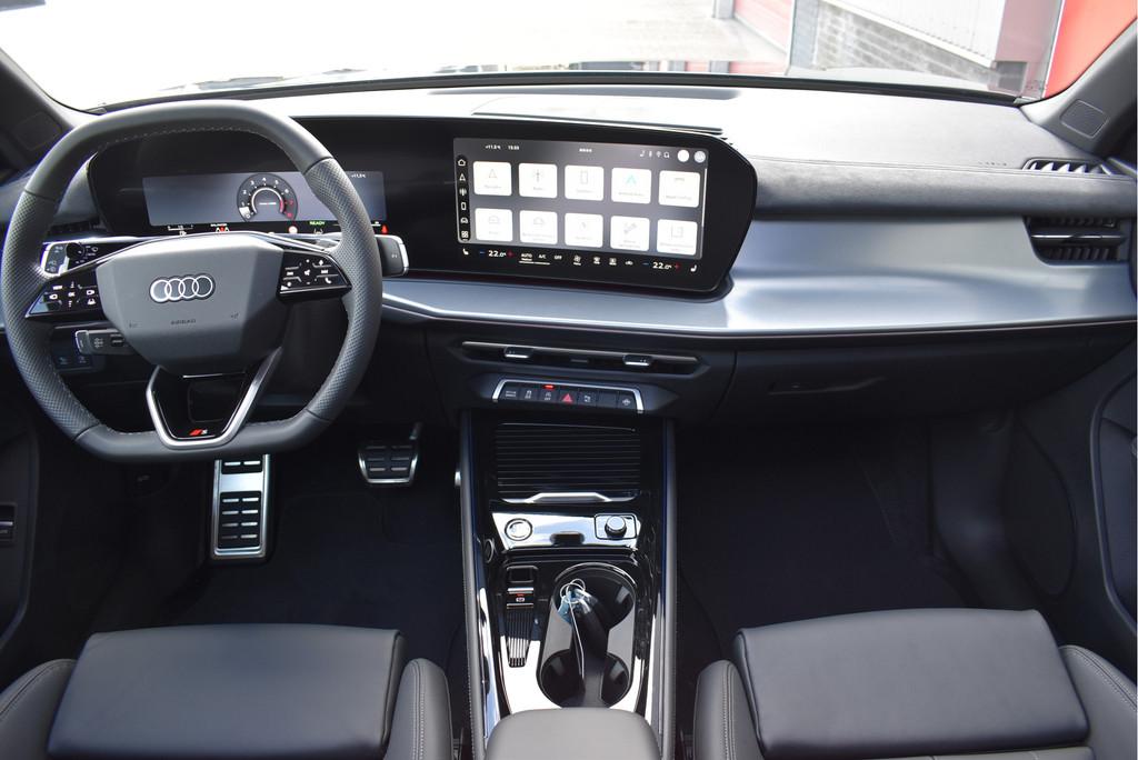 Audi Q3 35 TFSI S line S tronic NIEUWE TYPE, Panorama, Elek., Automatische klimaatregeling, 15 km/l, 750 kg, 4 cilinders