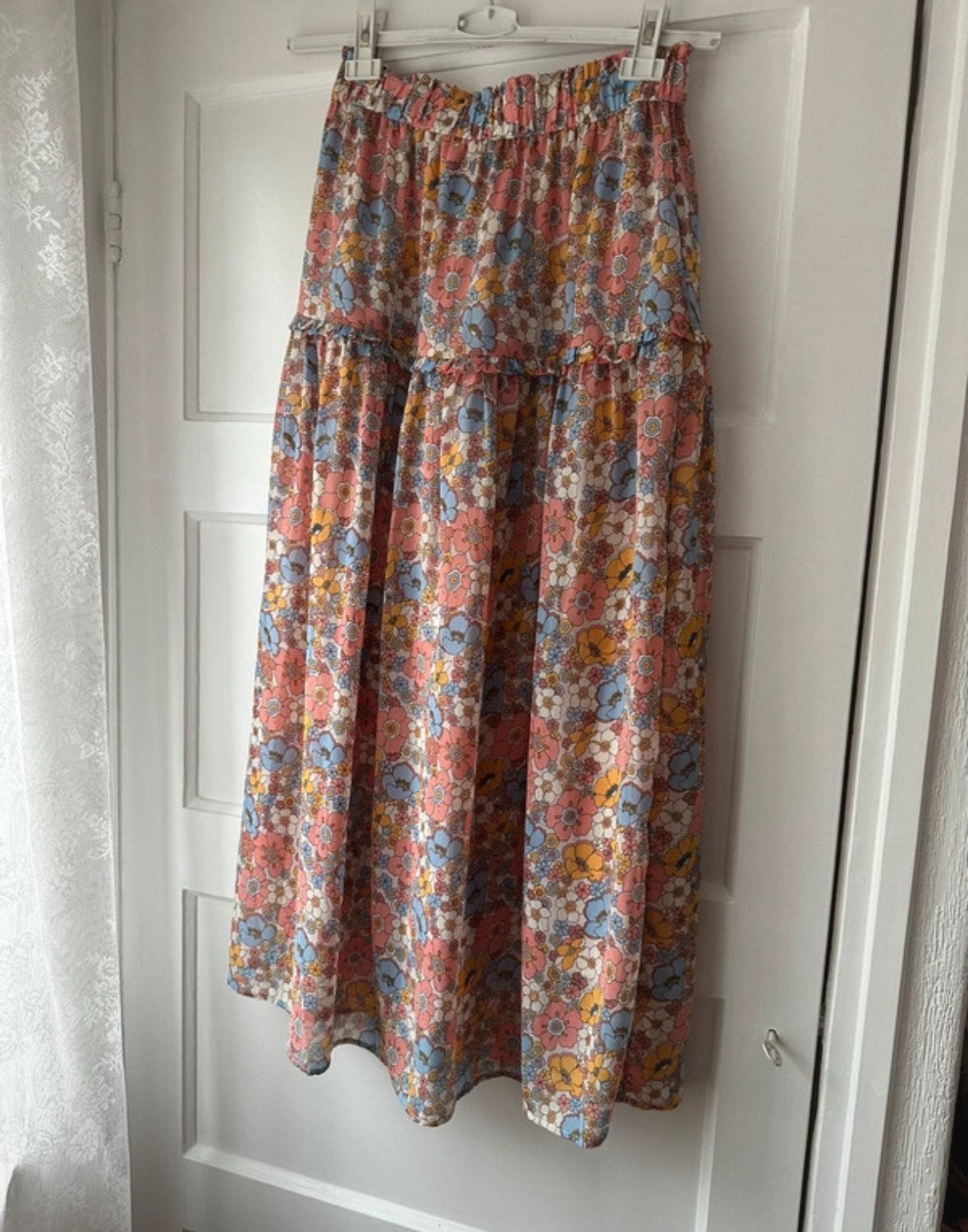 Mooie maxi lange voile pastel retro sixties gebloemde rok L, Ophalen of Verzenden, Zo goed als nieuw, Maat 42/44 (L), Onder de knie