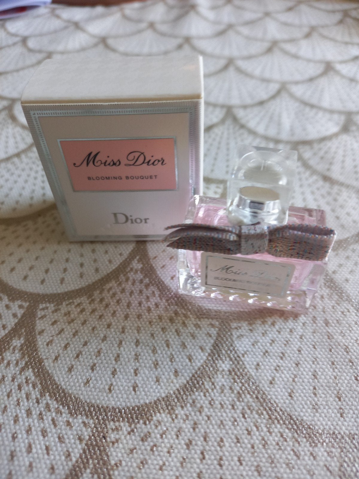 Miniatuur Miss Dior Blooming Bouquet, Ophalen of Verzenden, Nieuw, Miniatuur