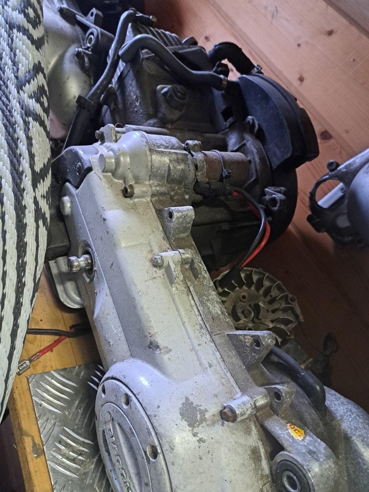 te koop 3 scooter piaggio motor blokken, Fietsen en Brommers, Ophalen
