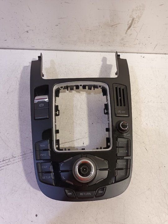 Bedieningspaneel navigatie Audi Q5, Onderdelen@venauto.nl, Van der Ven Autorecycling B.V., Gebruikt, Ettenseweg 76, 4706 PB Roosendaal, The Netherlands