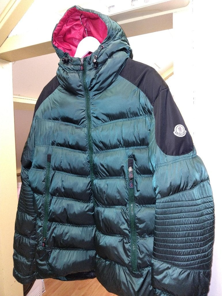 Moncler winterjas, Kleding | Heren, Maat 52/54 (L), Moncler, Ophalen of Verzenden, Zo goed als nieuw