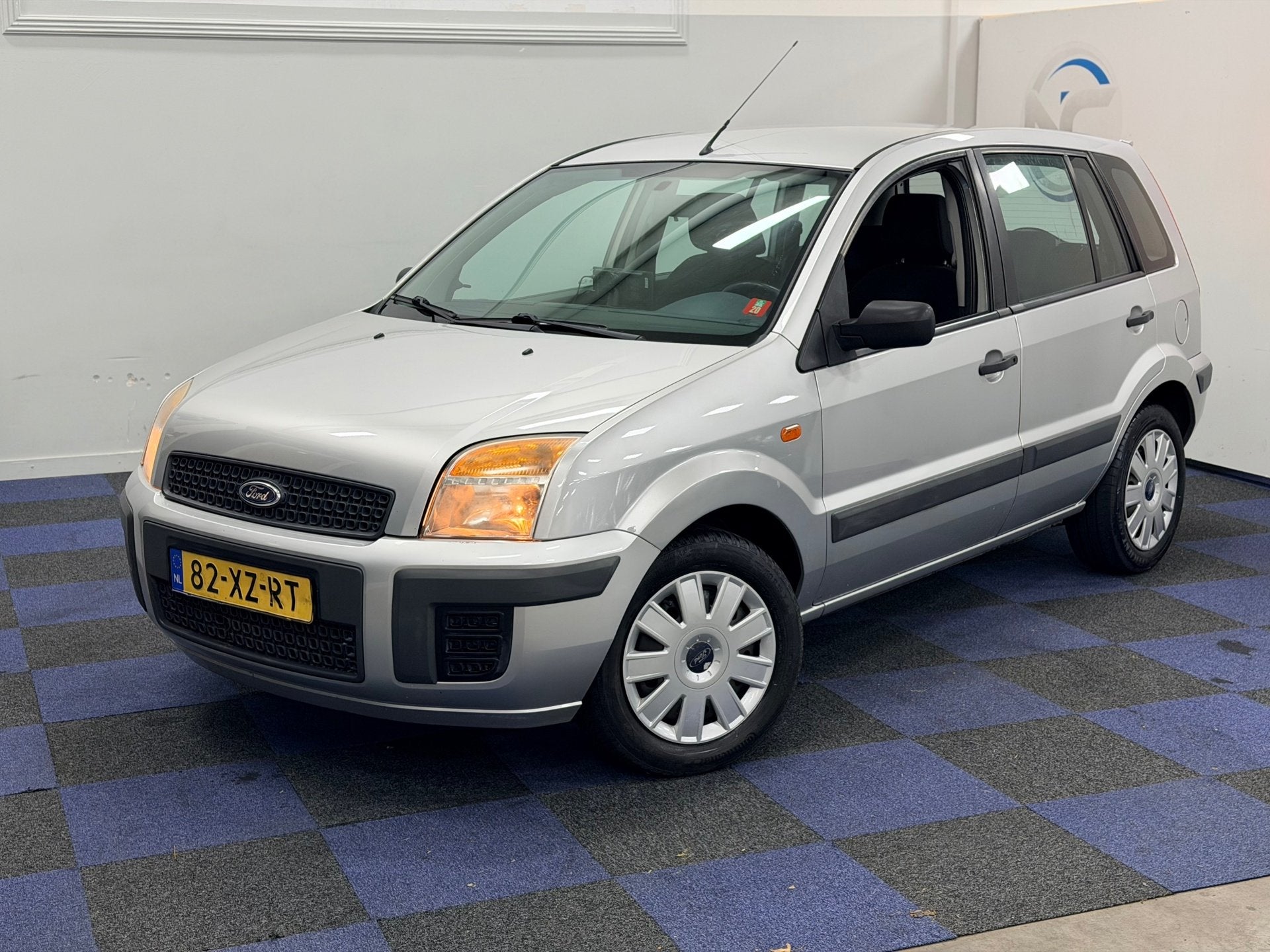 Ford Fusion 1.4-16V Champion / RIJDT SCHAKELT GOED / NAVI-MU, Voorwielaandrijving, Dealer onderhouden, 15 km/l, Gebruikt