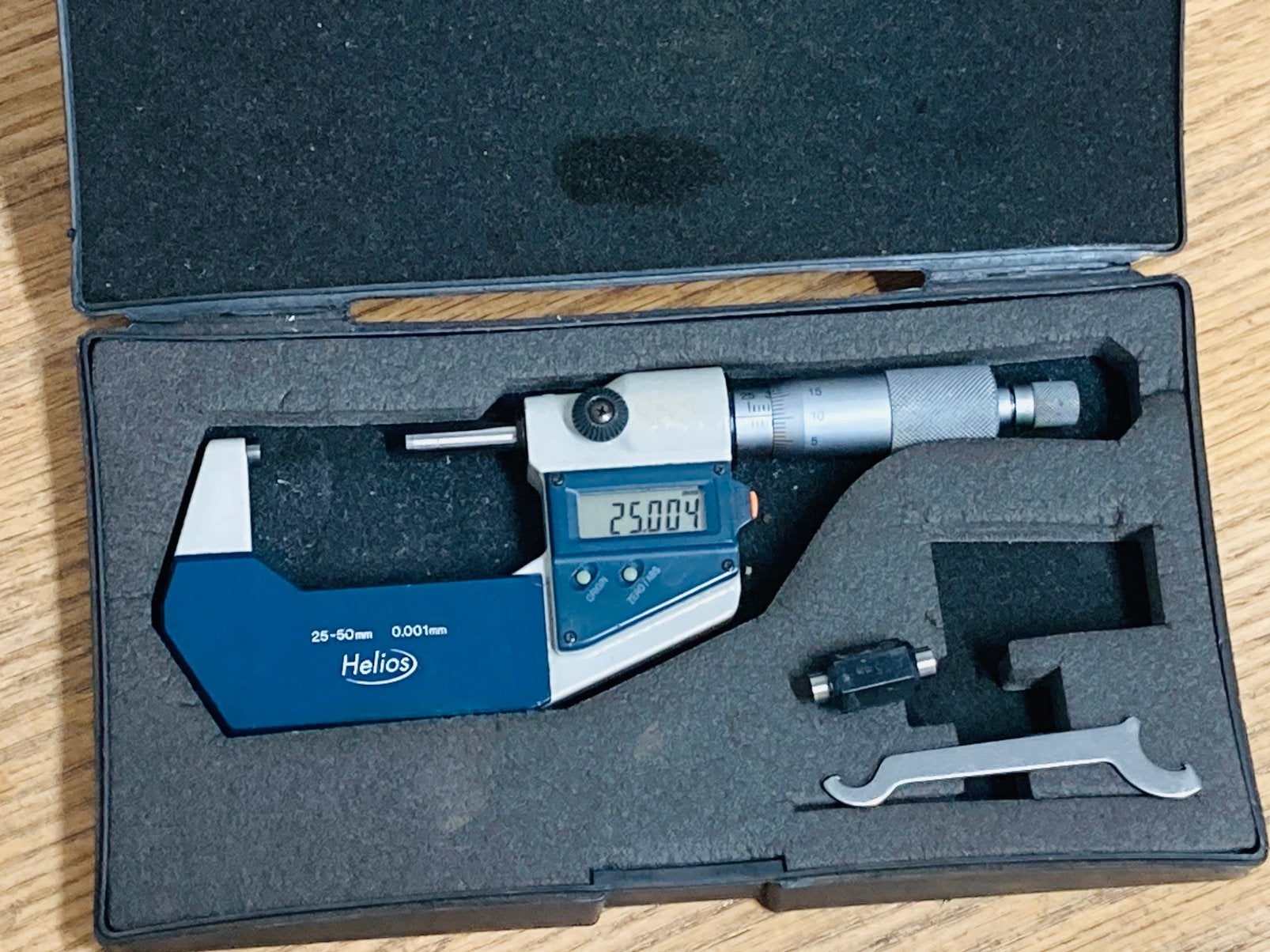 Digitale micrometer 25-50x0.001 mm, Ophalen of Verzenden, Zo goed als nieuw