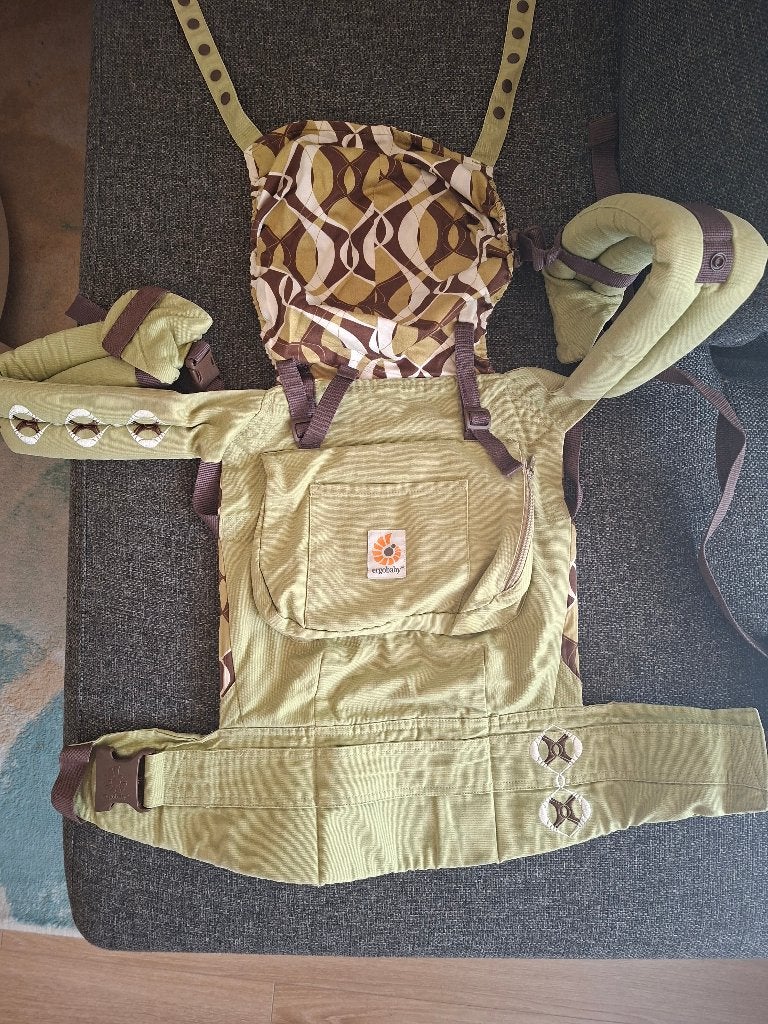 Ergobaby draagzak, Buik of Rug, Zo goed als nieuw, Draagzak, Ophalen