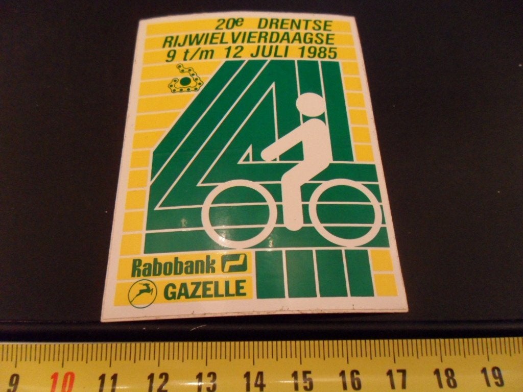 sticker 20e Drentse Rijwiel Vierdaagse 1985 Gazelle RaboBank, Ophalen of Verzenden, Zo goed als nieuw