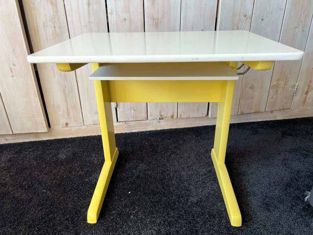 Vintage schoolbank / kinderbureau - Compact en functioneel, Huis en Inrichting, Bureaus, Ophalen of Verzenden, Gebruikt