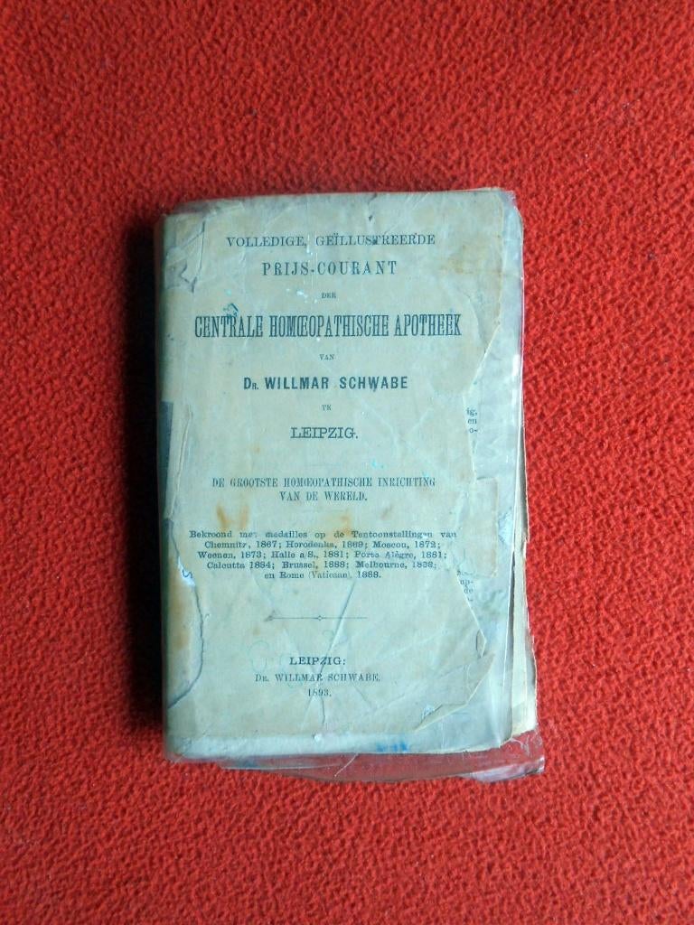 Dr. Willmar Schwabe: Centrale Homeopatische Apotheek, Ophalen of Verzenden, Gelezen, Overige typen