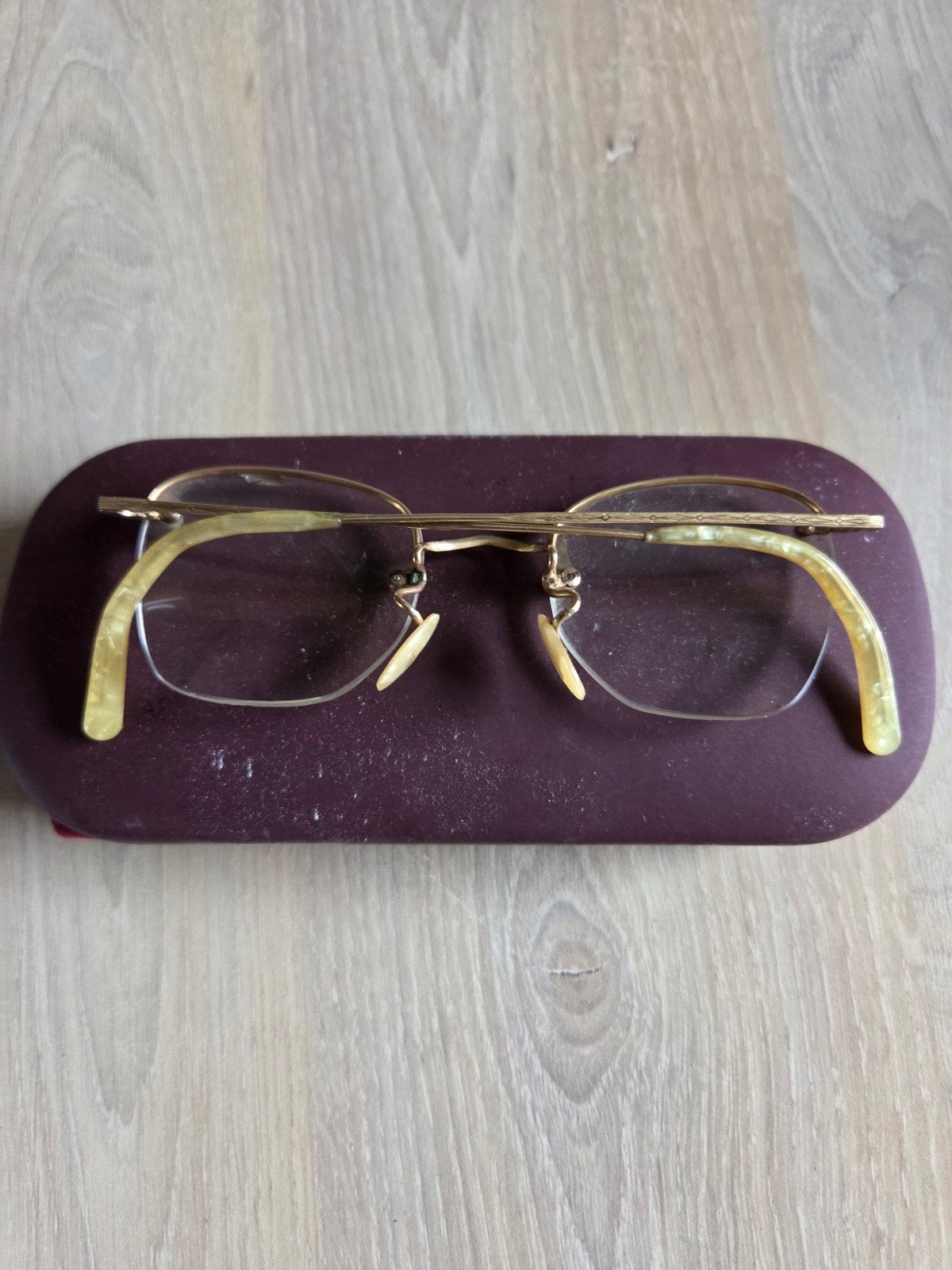 klaassiek vintage brilletje, Antiek en Kunst, Verzenden