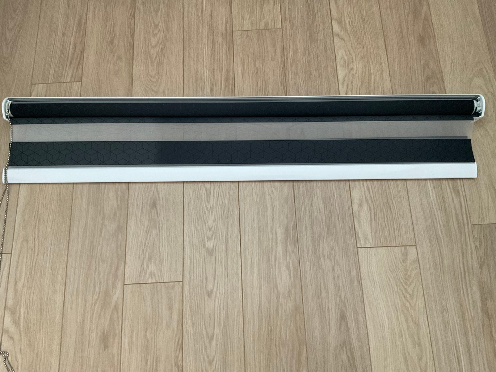 Nieuw: Op maat gemaakt transparant / zwart rolgordijn, Ophalen of Verzenden, Zo goed als nieuw