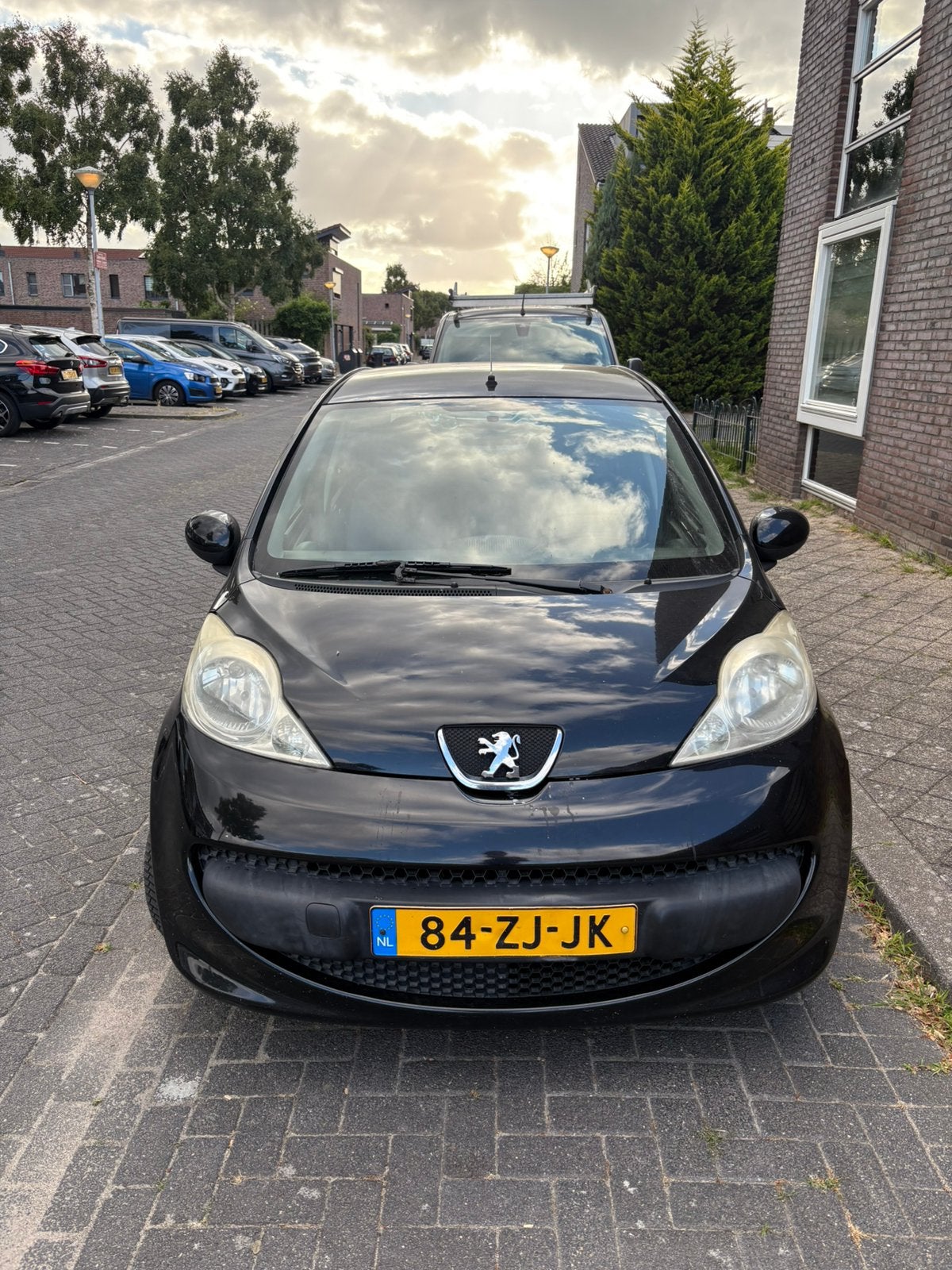 Peugeot 107 1.0 12V 5DR 2008 Zwart, Auto's, Voorwielaandrijving, 4 stoelen, Origineel Nederlands, Handgeschakeld