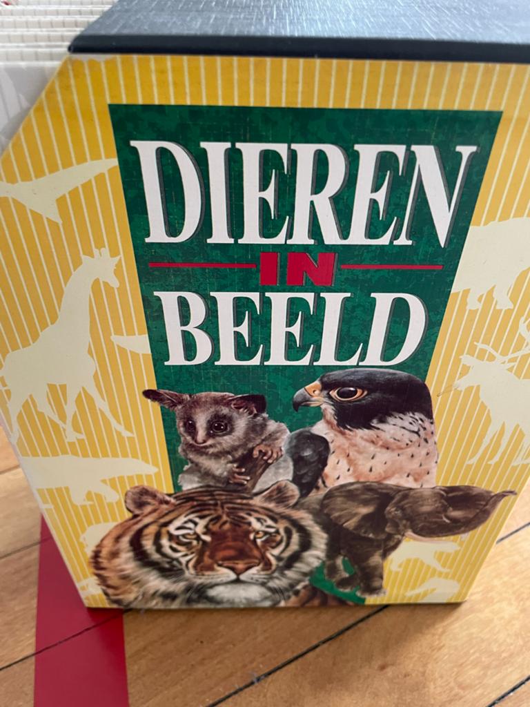 Dieren in Beeld - De Geheimen van het Dierenrijk (6 delen), Boeken, Ophalen of Verzenden, Zo goed als nieuw, Honden